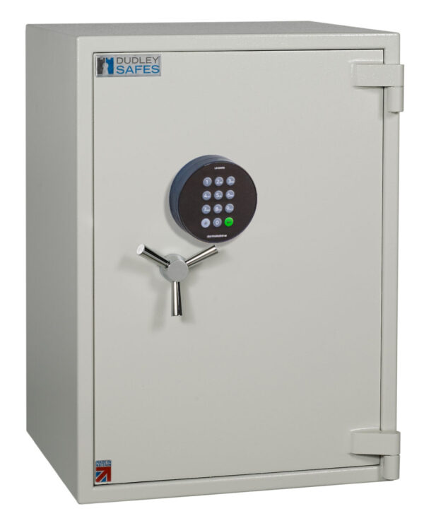 Grade 0 and Grade 1 Size 4 The Dudley Europa Grade 0 EUR0 size 4e offers great size in this heavy duty retailer safe or even safe for the home or office safe. It comes with a durable electronic code lock.