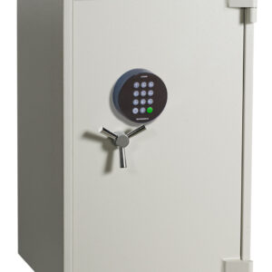 The Dudley Europa euro grade 0 EUR0 Size 5E offers excellent storage in this high quality commercial cash safe. It comes with a durable electronic code lock.