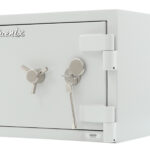 The Phoenix safes Mercury Home HS2011K homesafe is a euro grade 2, £17,500 rated security safe with key lock for use as an office safe or safe for the home.