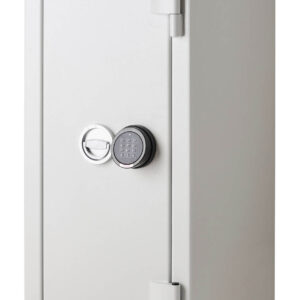 De Raat Prisma Grade 2 size 5e security safe with door closed. Ideal retail safe with electronic lock,